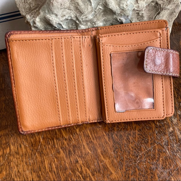Vintage Leather Wallet - Picture 4 of 5